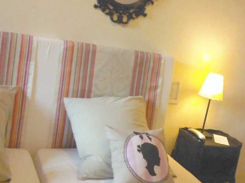 Hotel Amista Marseille - Ancien Hotel Saint Louis - Vieux Port Екстер'єр фото