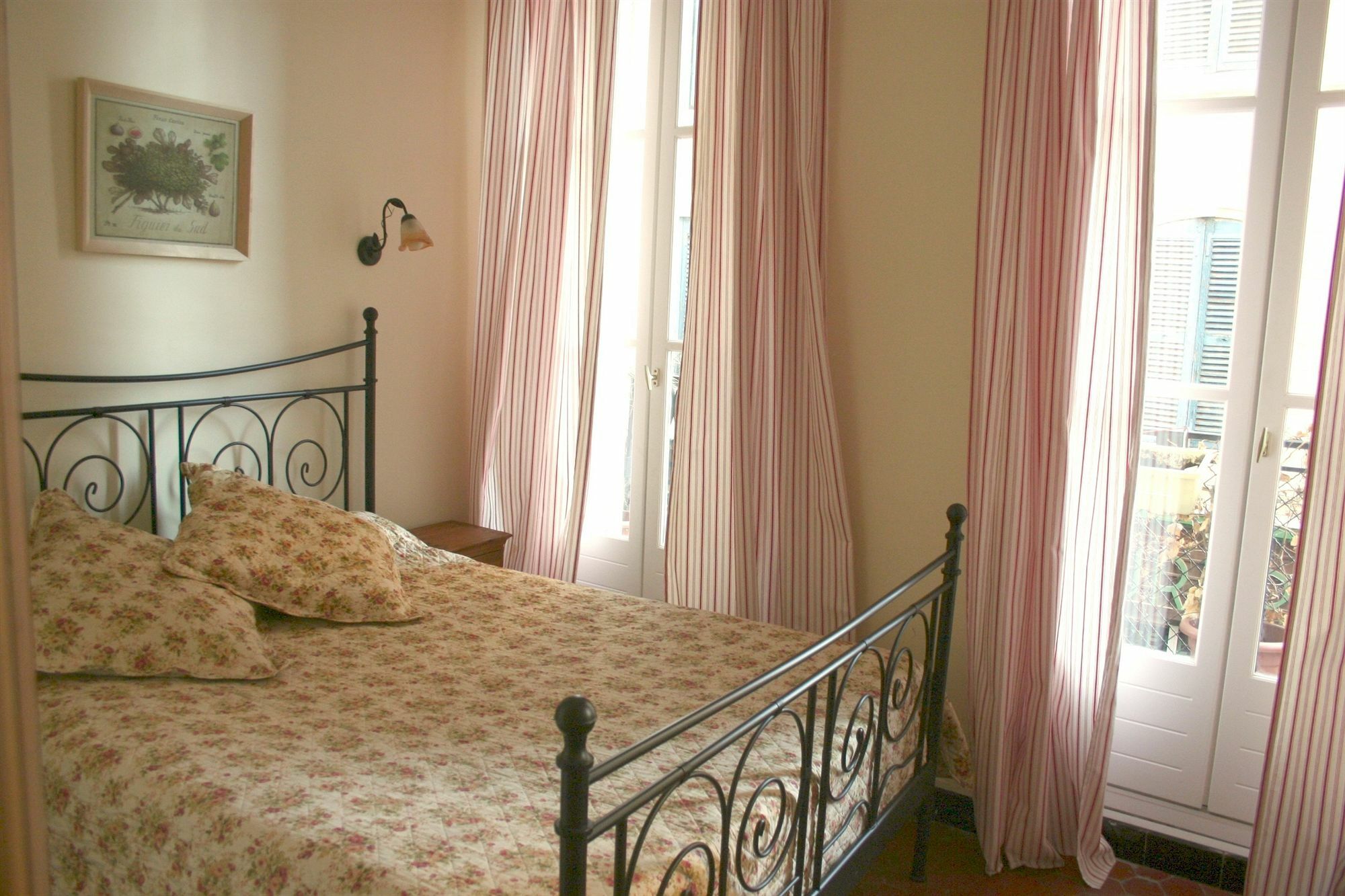 Hotel Amista Marseille - Ancien Hotel Saint Louis - Vieux Port Екстер'єр фото