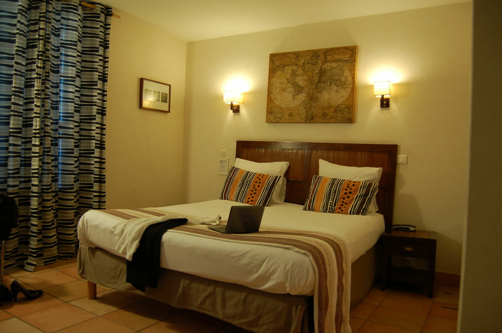 Hotel Amista Marseille - Ancien Hotel Saint Louis - Vieux Port Екстер'єр фото